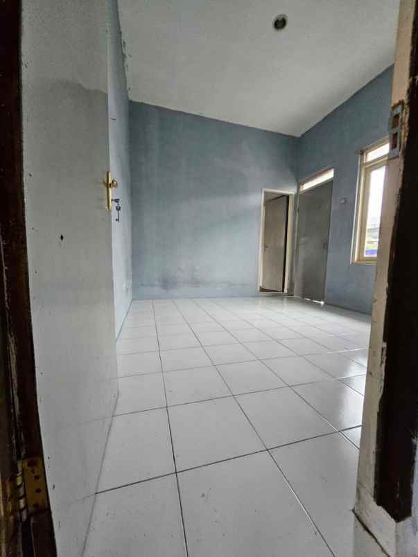 dijual rumah terusan buahbatu