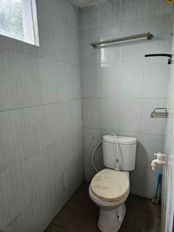 dijual rumah terusan buahbatu