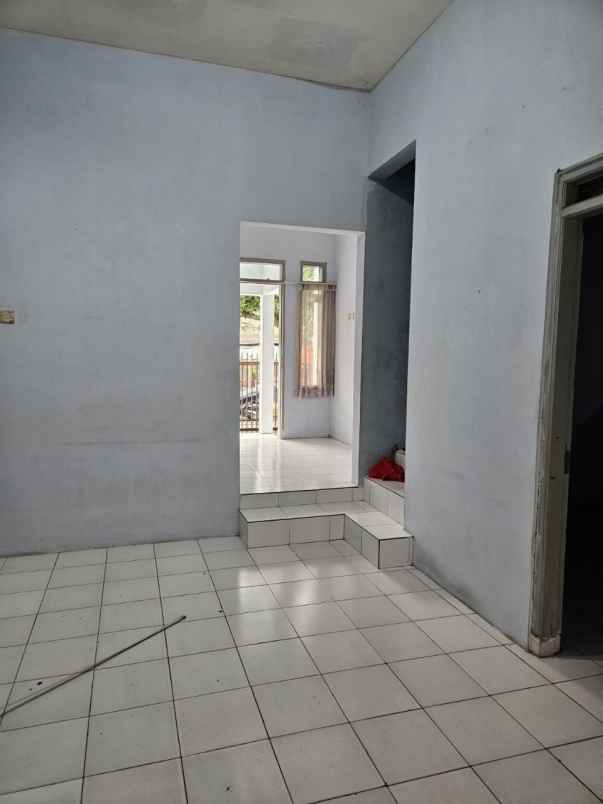 dijual rumah terusan buahbatu