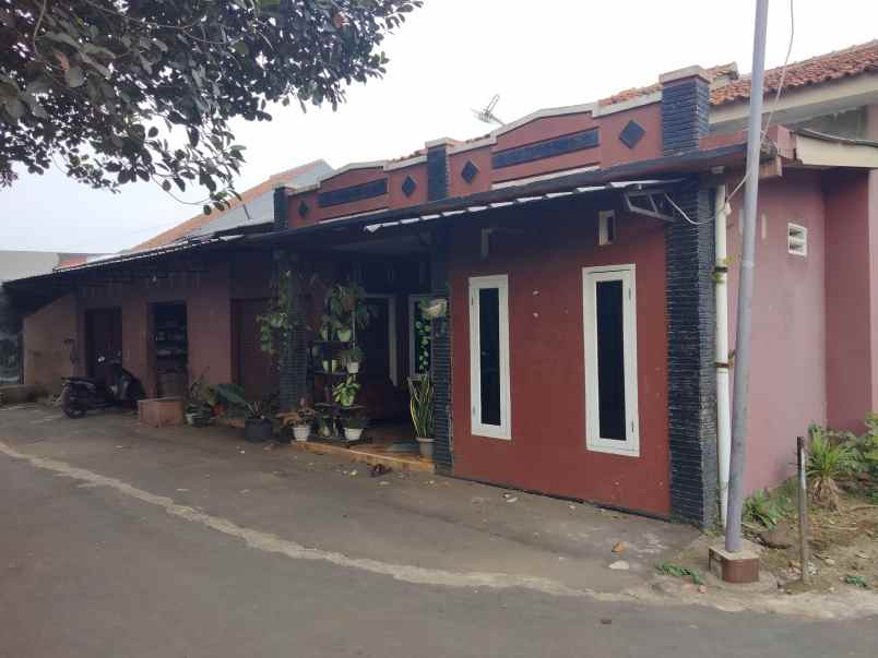 dijual rumah tinggal masuk lingkungan aman nyaman