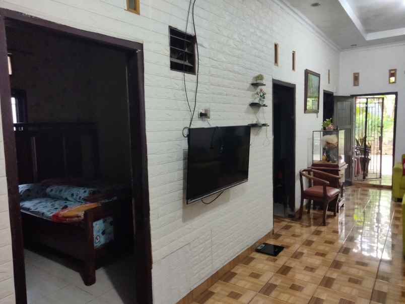 dijual rumah tinggal masuk lingkungan aman nyaman