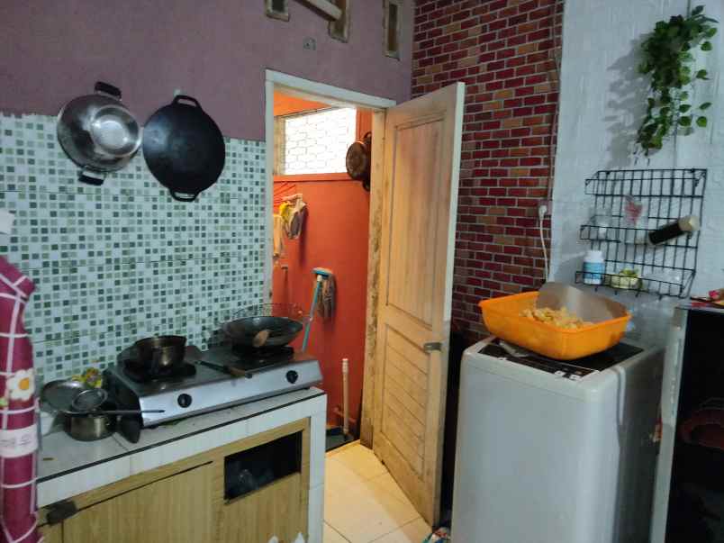 dijual rumah tinggal masuk lingkungan aman nyaman