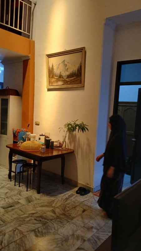 dijual rumah titian kencana bekasi kota
