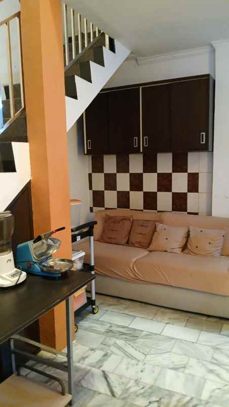 dijual rumah titian kencana bekasi kota