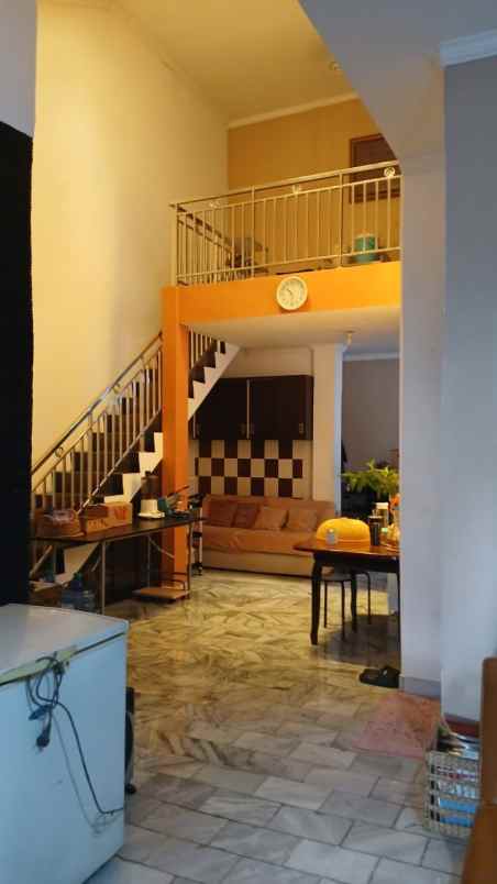 dijual rumah titian kencana bekasi kota