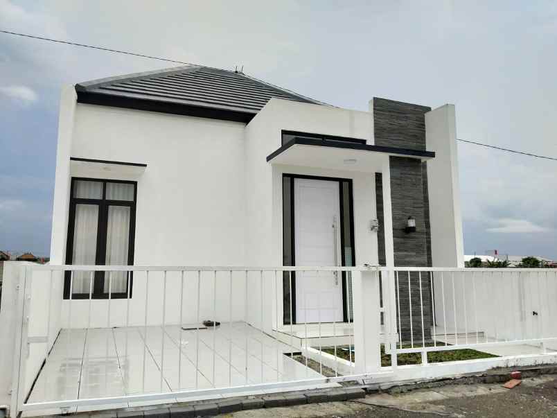 dijual rumah trunuh klaten selatan