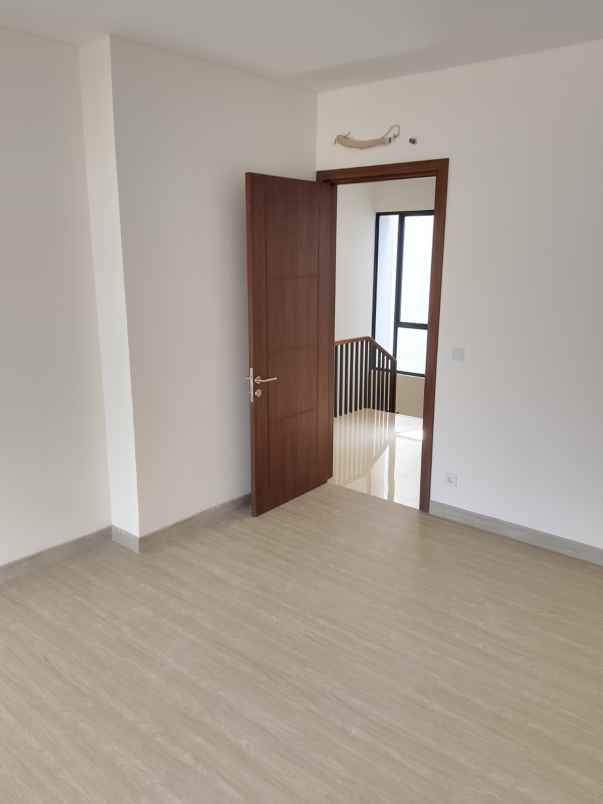 dijual rumah under 2m di podomoro park bandung