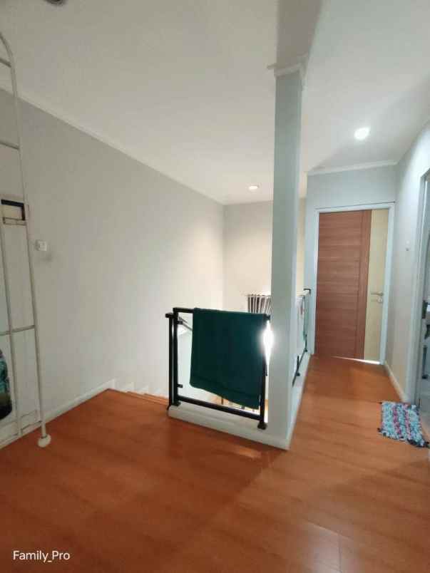 dijual rumah veteran pesanggrahan