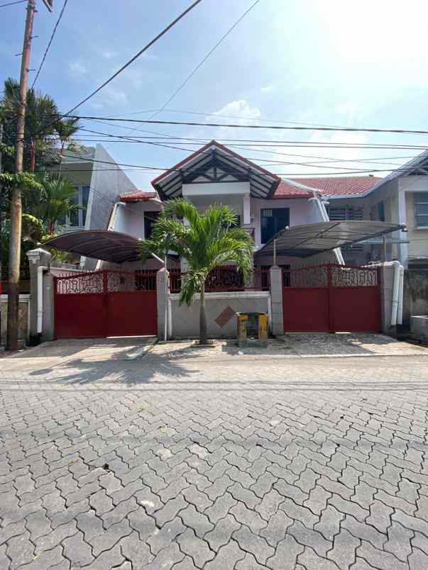 dijual rumah villa kalijudan