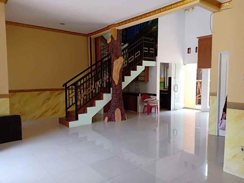 dijual rumah villa nusa indah 2