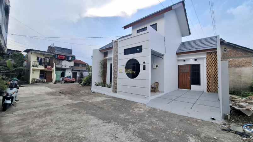 dijual rumah wirokerten banguntapan kab