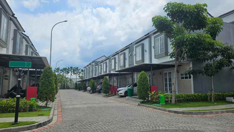 dijual rumah wisata bukit mas