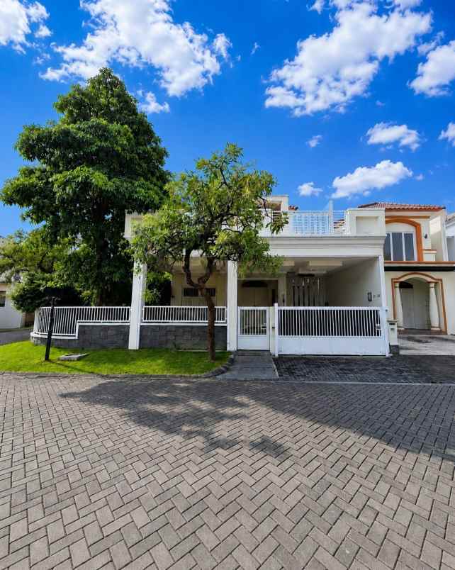 dijual rumah wisata bukit mas