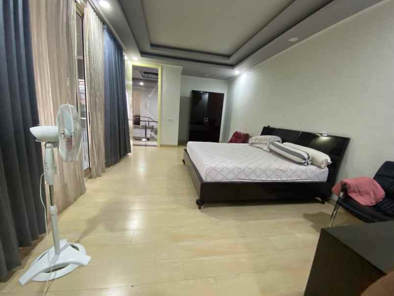 dijual rumah wisata bukit mas lidah