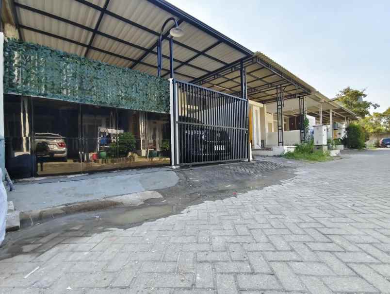 dijual rumah wisata semanggi