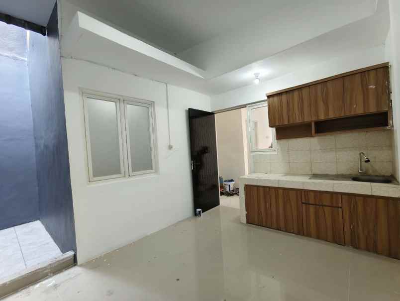 dijual rumah wisata semanggi