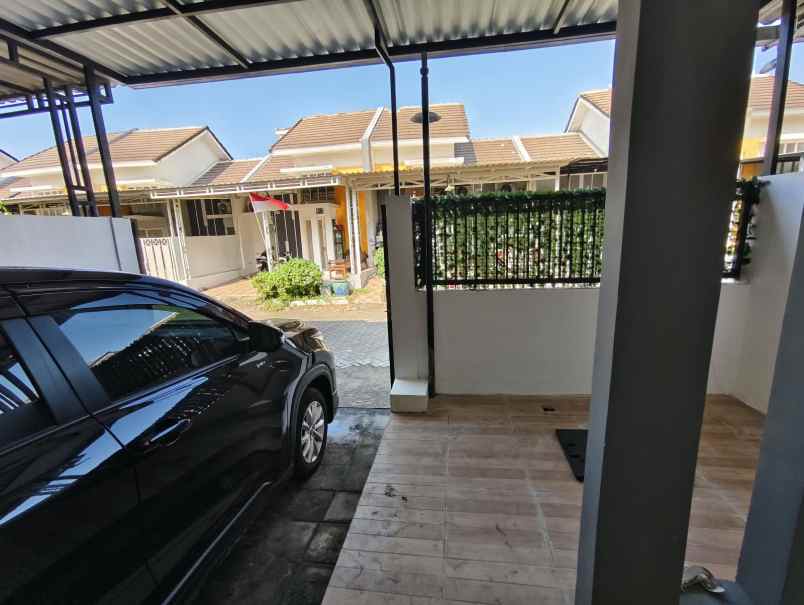 dijual rumah wisata semanggi
