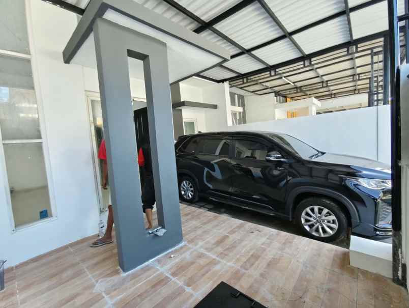 dijual rumah wisata semanggi