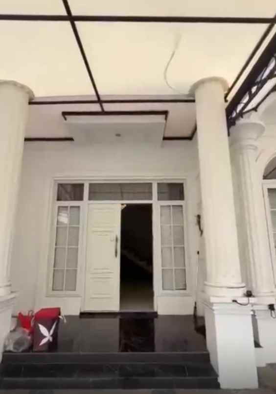 dijual rumah zeins adhiasta premier