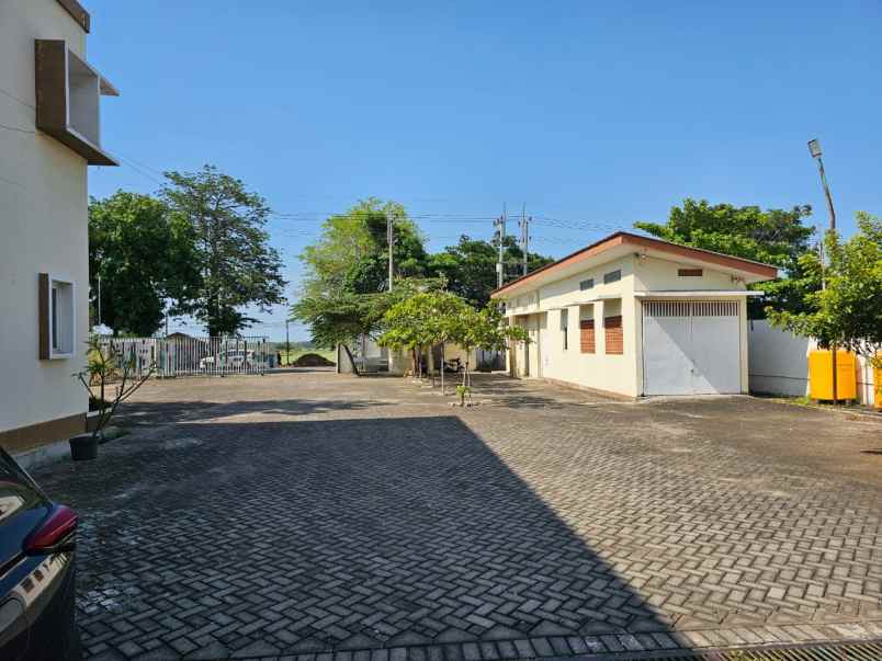 dijual sewa gudang di probolinggo
