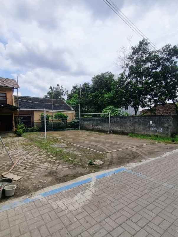 dijual tanah condong catur