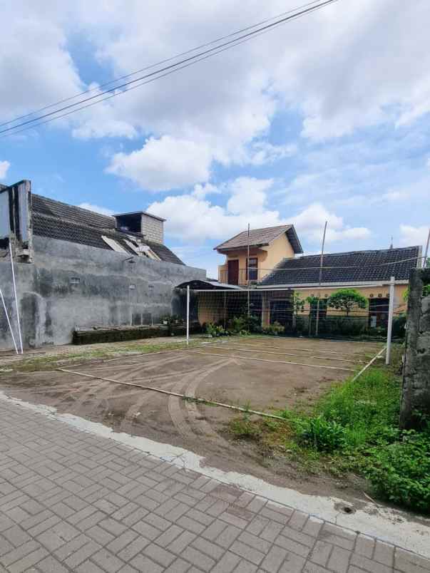 dijual tanah condong catur