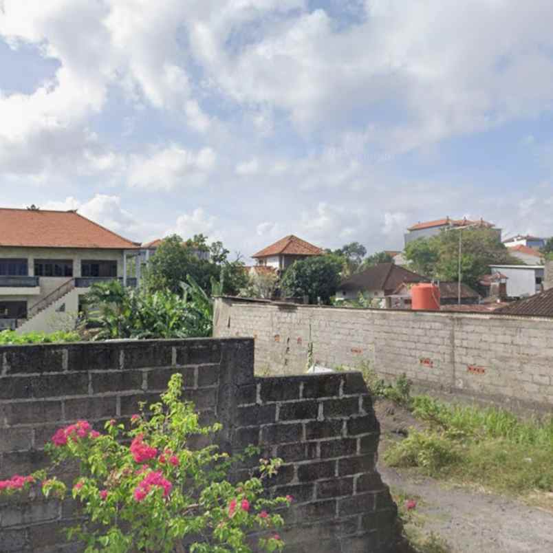 dijual tanah gatsu barat