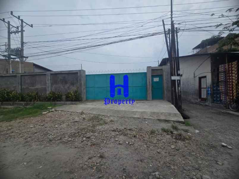 dijual tanah jalan letda sujono depan