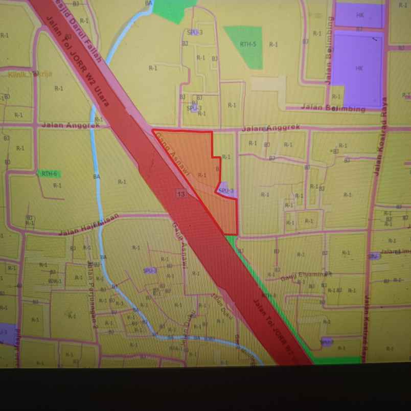 dijual tanah strategis disamping tol jorr w2