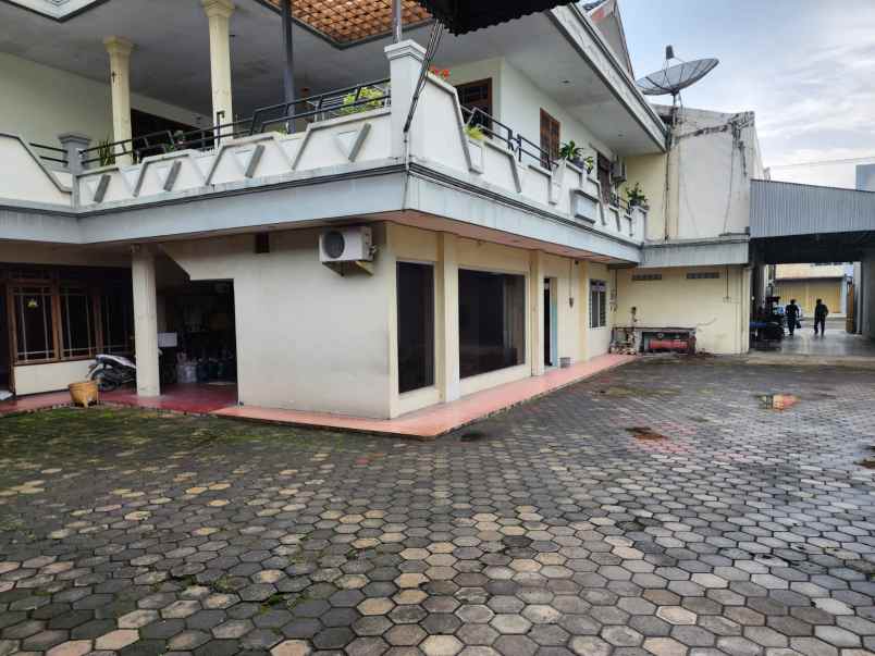 dijual tempat usaha di kediri