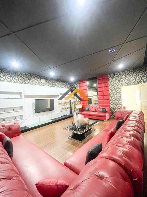 dijual villa komplek mutiara residence