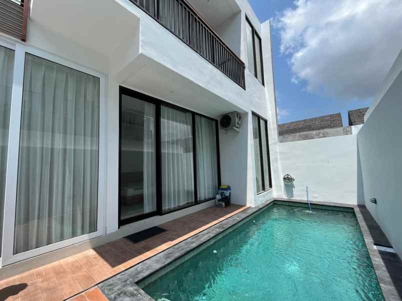 dijual villa nusa dua