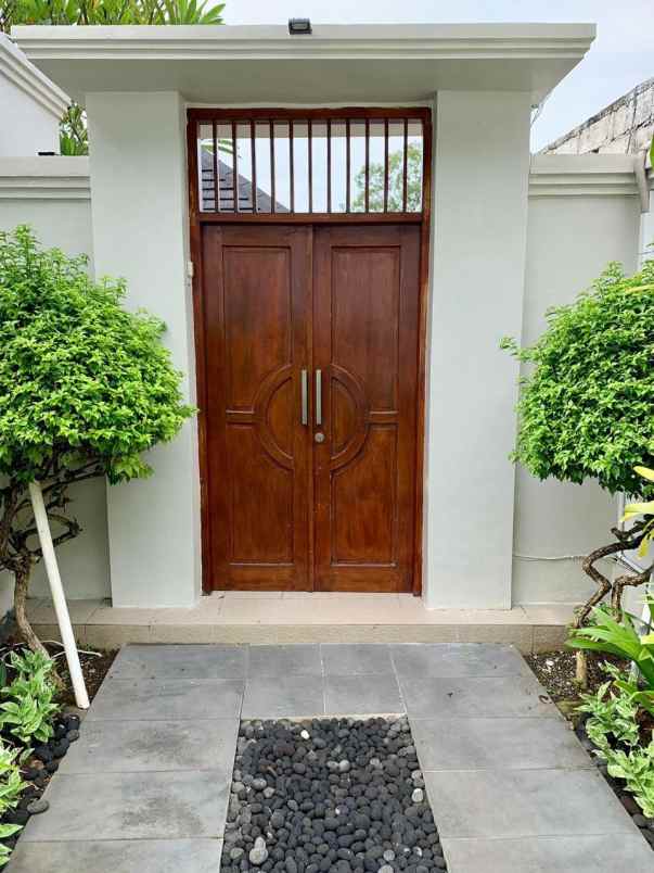 dijual villa pecatu uluwatu