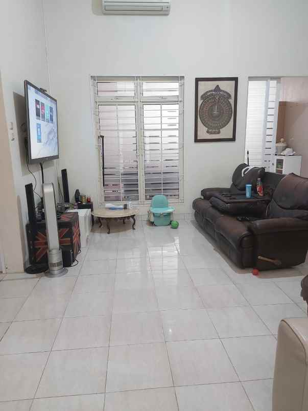 dijualrumah siap huni di citra grand cibubur