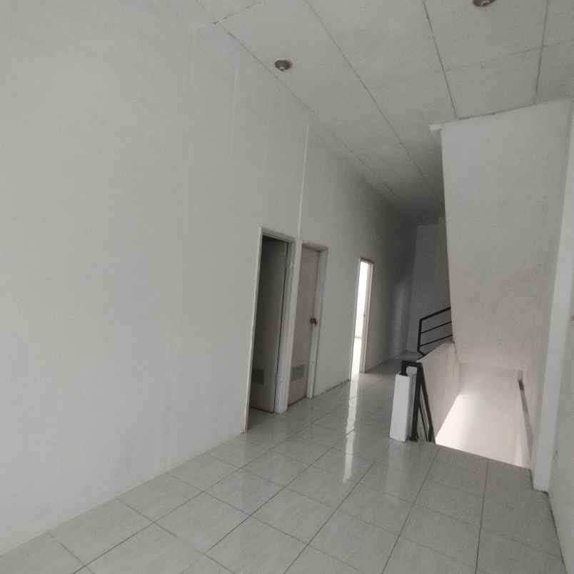 disewa ruko gandeng 3 5 lantai di kalideres