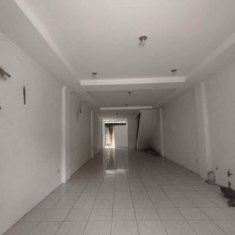 disewa ruko gandeng 3 5 lantai di kalideres