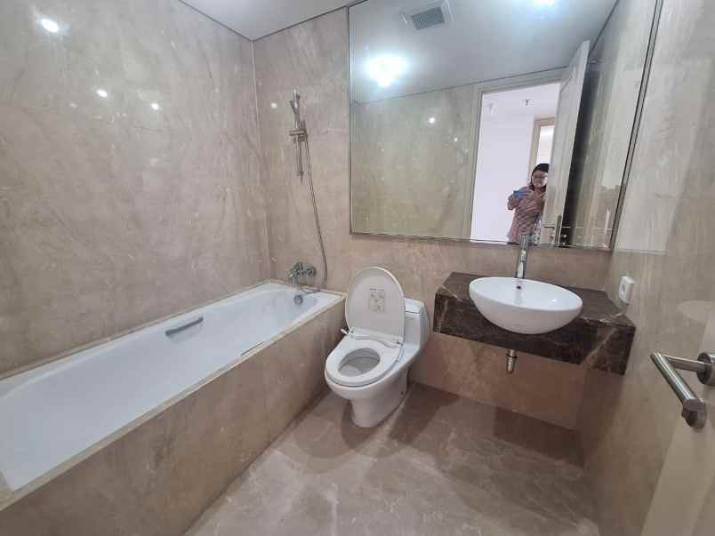 disewakan apartemen one icon tunjungan plaza