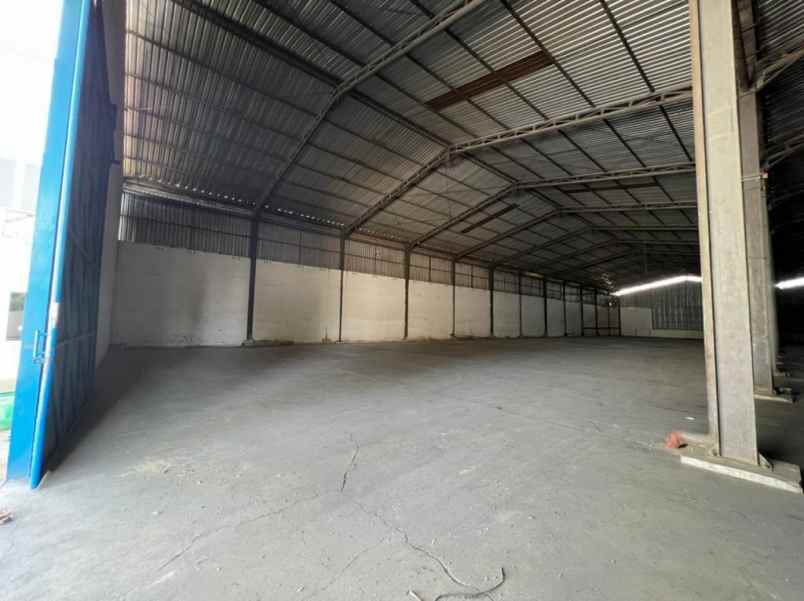 disewakan gudang di gatot subroto semarang