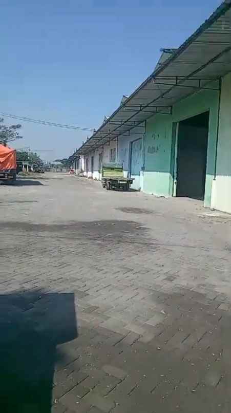 disewakan gudang di mojokerto