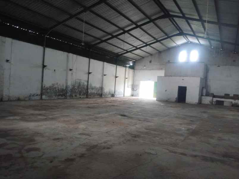 disewakan gudang di ngawi