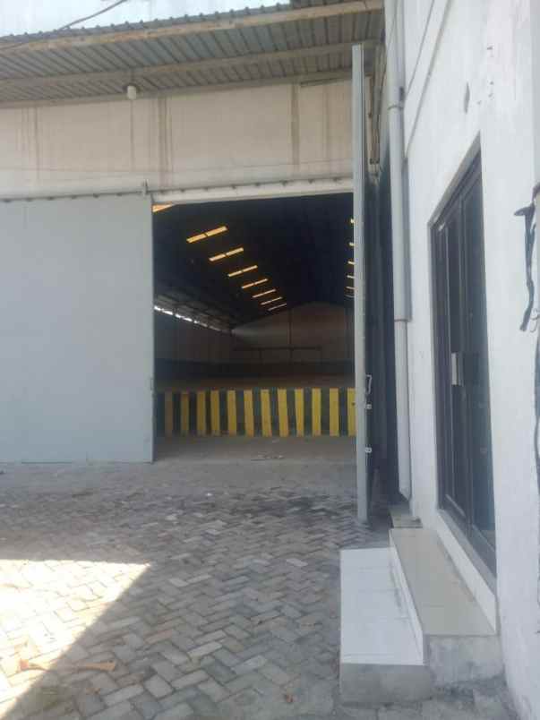 disewakan gudang di osowilangun surabaya