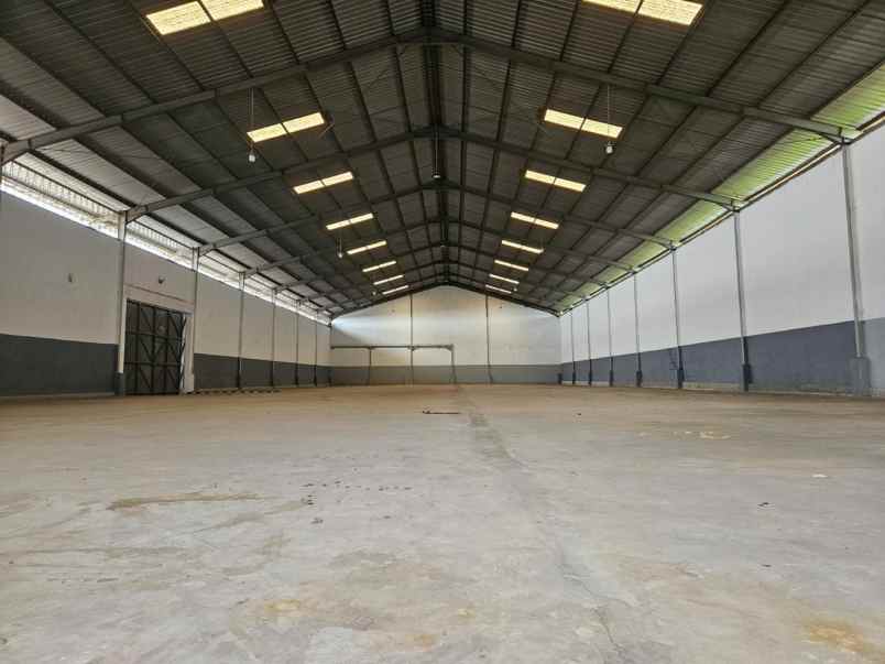 disewakan gudang di osowilangun surabaya