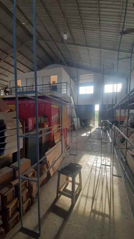 disewakan gudang keputih tegal timur