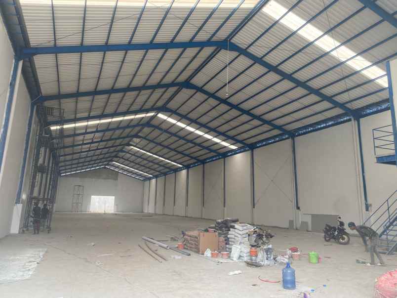 disewakan ruko gudang kantor delta silicon lippo cikarang