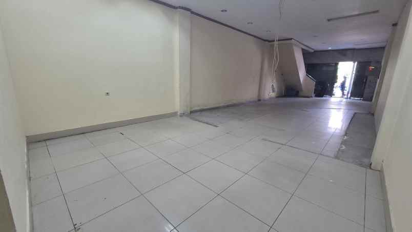 disewakan ruko gudang kantor jl bouelvard raya kelapa