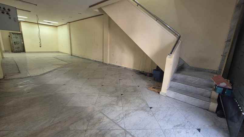 disewakan ruko gudang kantor jl bouelvard raya kelapa