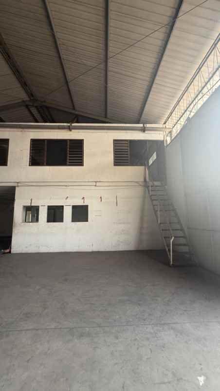 disewakan ruko gudang kantor raya rungkut industri