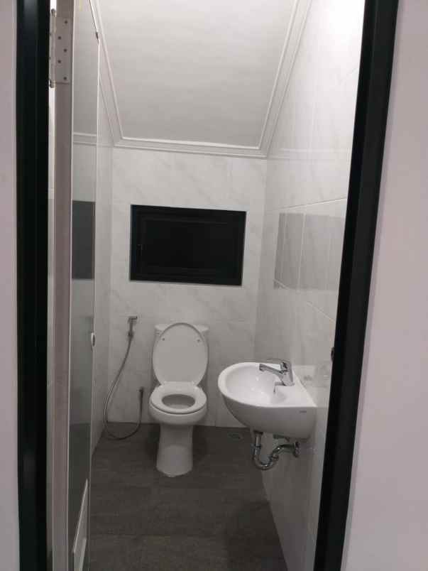 disewakan ruko gudang kantor wijaya kusuma surabaya