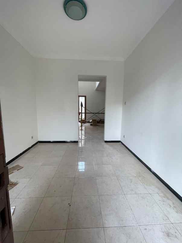 disewakan rumah araya