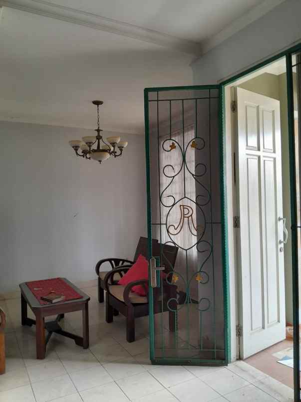 disewakan rumah citra grand cibubur